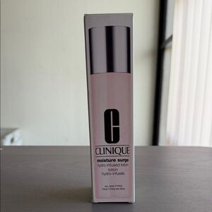 New Clinique Moisture Surge Hydro-Infused Lotion - Pink